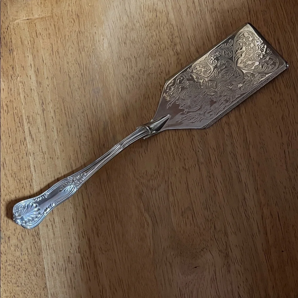 Vintage KINGS LARGE LASANGA PIZZA Cake SERVER BY unbranded